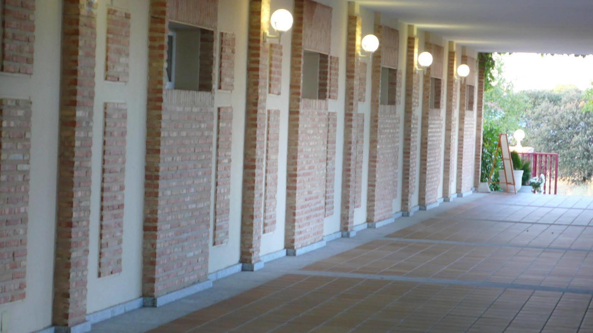 La Ermita Hotel Brunete Exterior photo